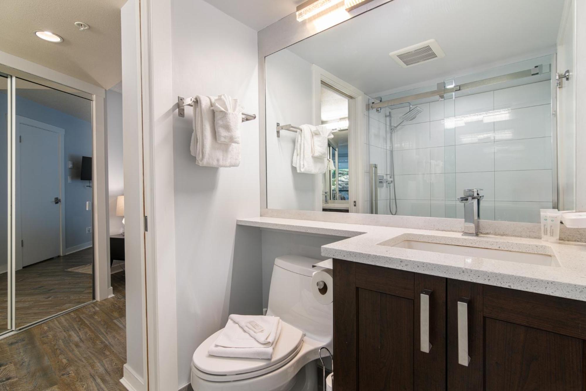 Luxury 2-bed Village Apartamento Whistler